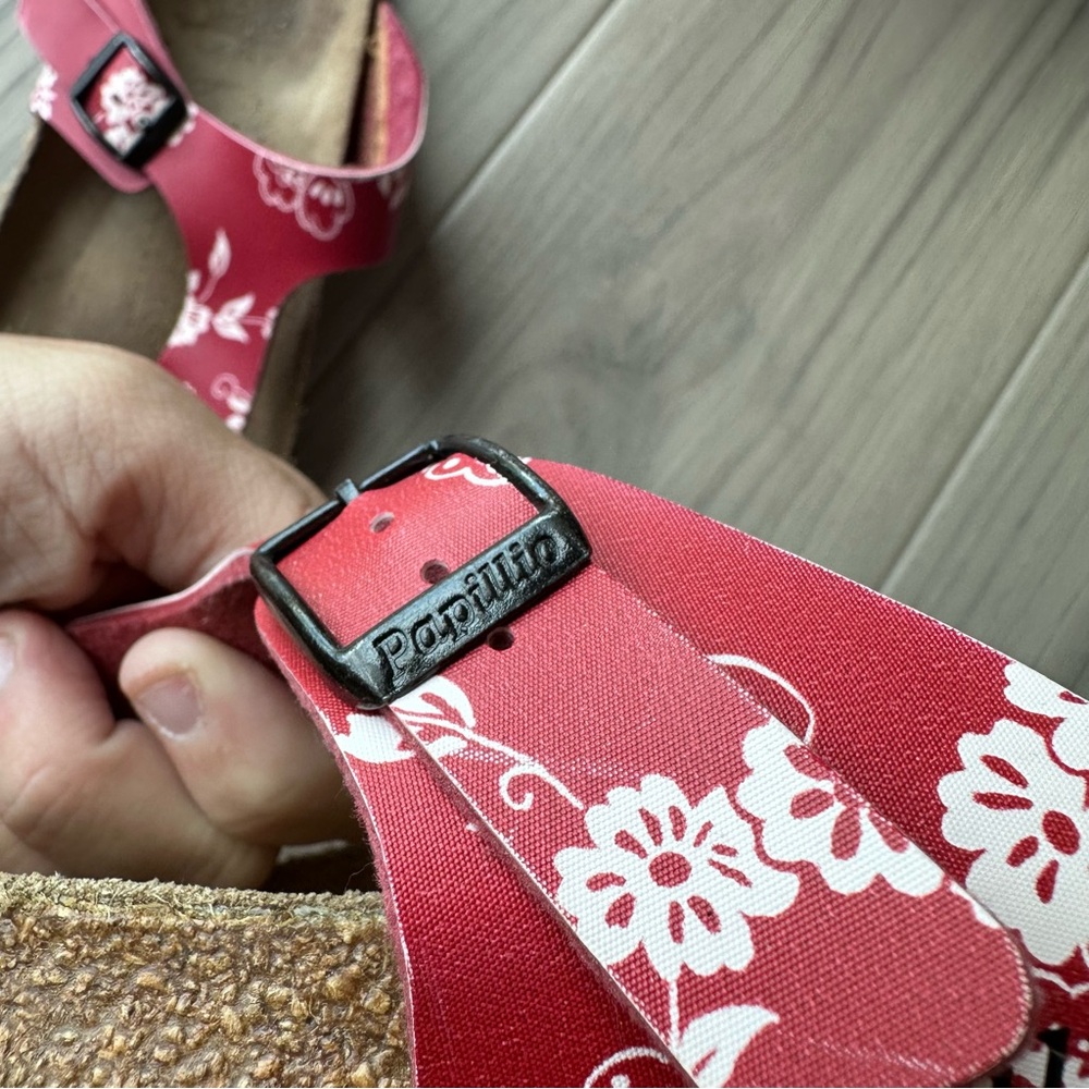 Birks Papillio T-Strap Floral Sandals - Picture 3 of 6